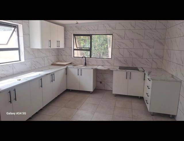 3 BEDROOM PROPERTY TO RENT IN LINMEYER